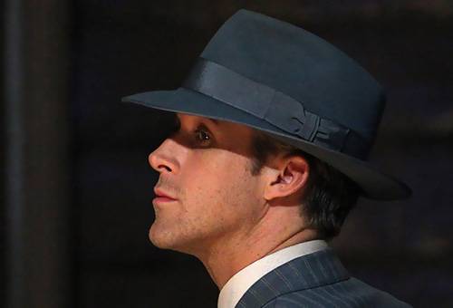 Homme avec un chapeau