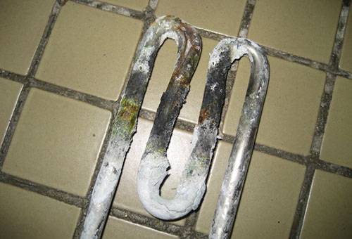 Tartre sur l'élément chauffant de la machine à laver