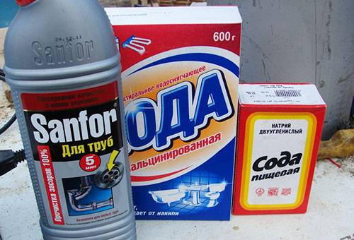 Cendre ordinaire et carbonate de sodium