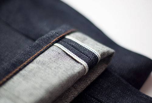 Revers de jeans neufs
