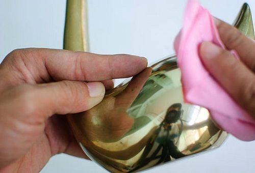 produit en laiton nettoyé