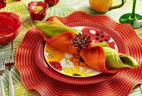 Serviettes pliées festives