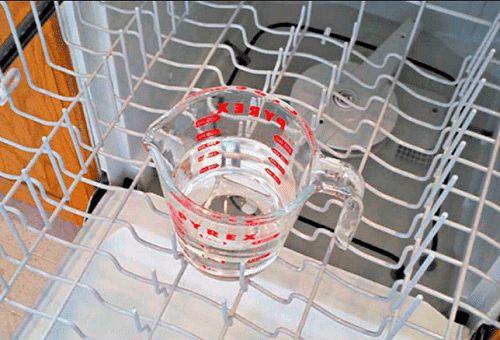 nettoyer le lave-vaisselle