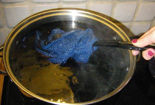 procédure de teinture du tissu