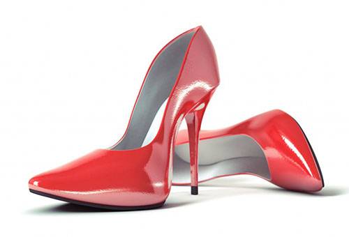 Escarpins en cuir verni rouge