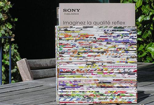 Boîte de vieux magazines<