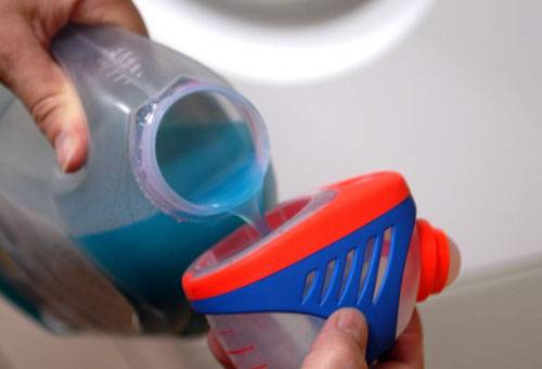 Bouchon doseur d'assouplissant