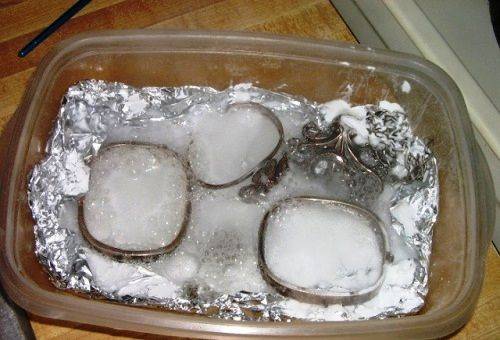 nettoyer les objets en argent