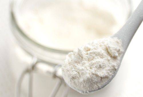 amidon sur une cuillère