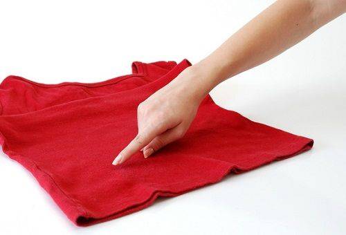 tache de jus sur la chemise