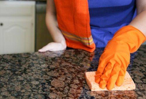 nettoyer le comptoir