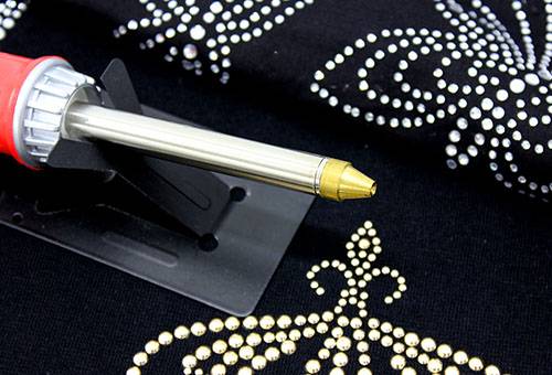 Colle chaude pour strass