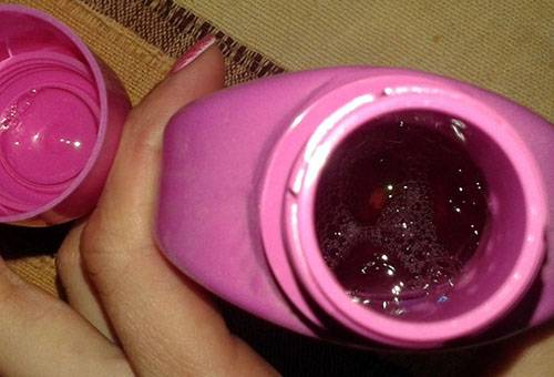 Nettoyant liquide pour tapis