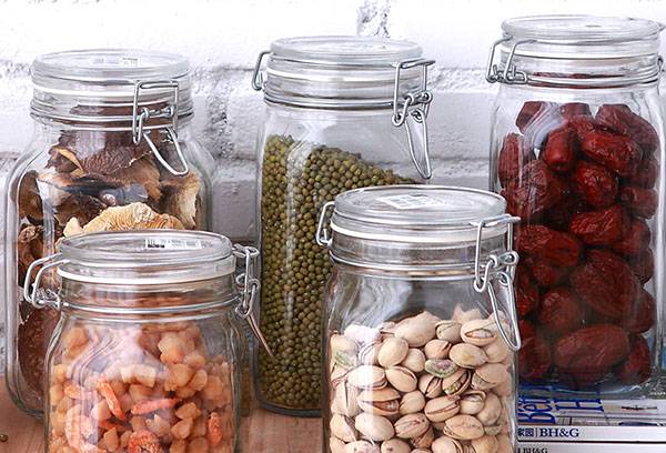 Conserver les aliments dans des bocaux scellés