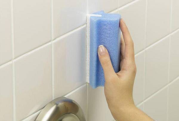 nettoyer les carreaux après la pose