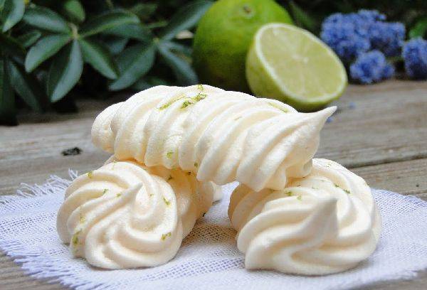 meringue cuite au four