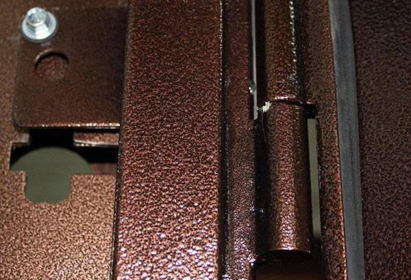 charnière de porte en métal