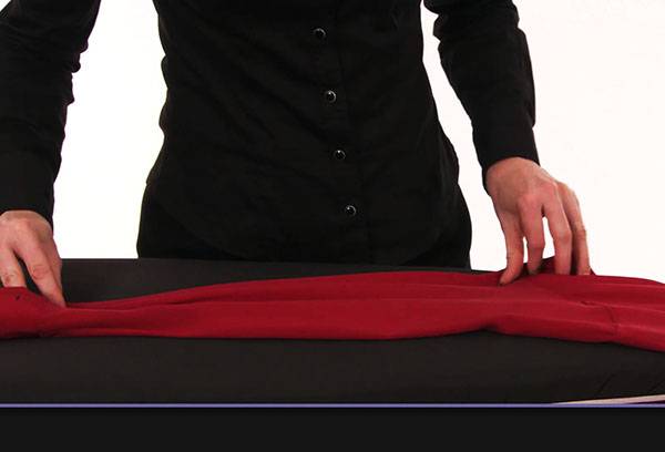 Repasser une robe en soie