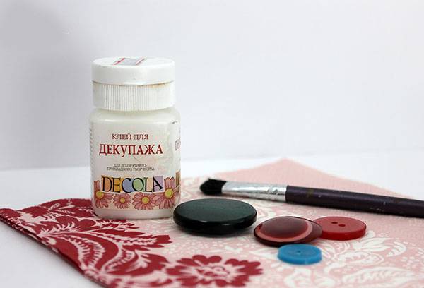 Colle Decola pour découpage