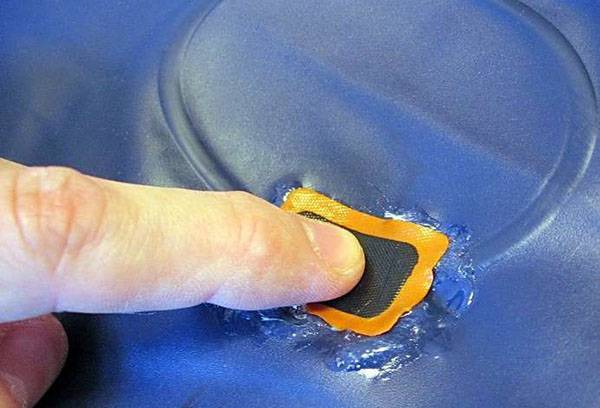 Patch pour matelas pneumatique