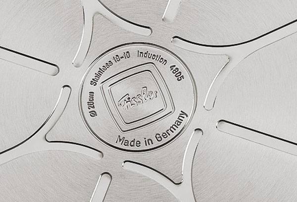 Fond de batterie de cuisine pour plaques à induction