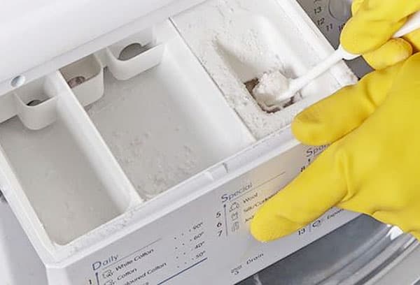 Nettoyage du bac à détergent