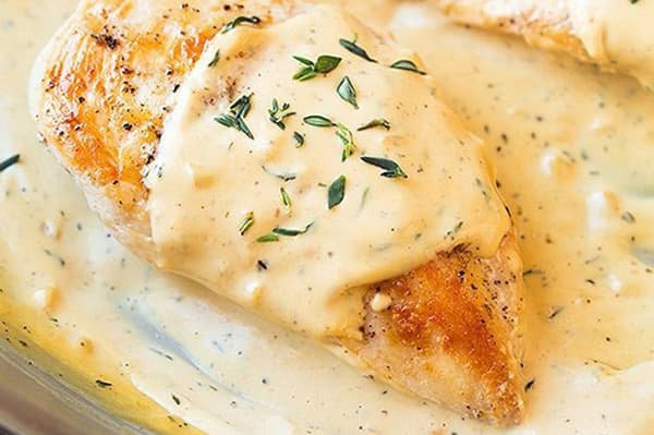Poitrine de poulet à la sauce à la crème de soja