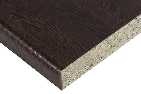 Coupe de panneaux de particules