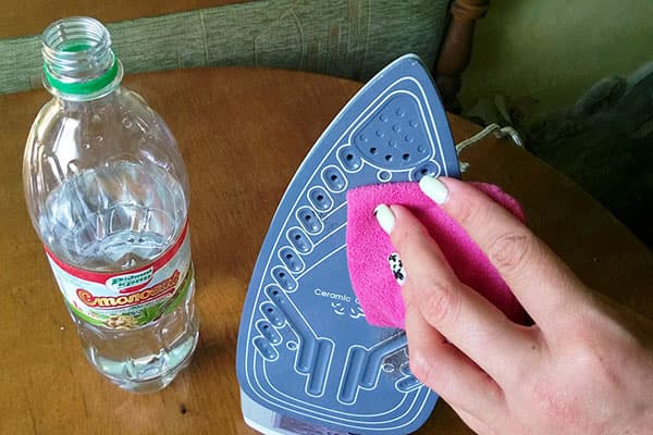 Nettoyer le fer avec du vinaigre