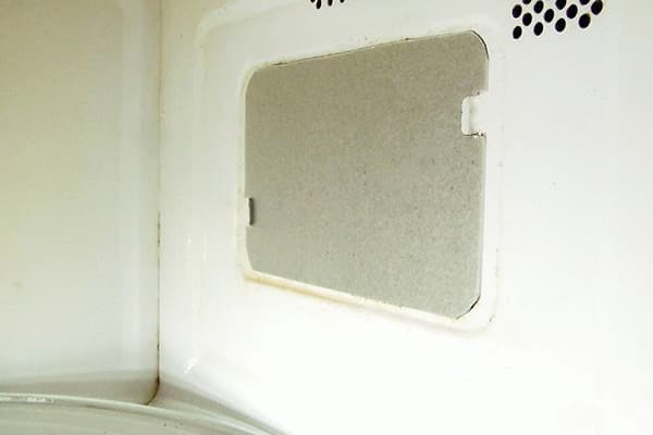 Assiette de mica au micro-ondes