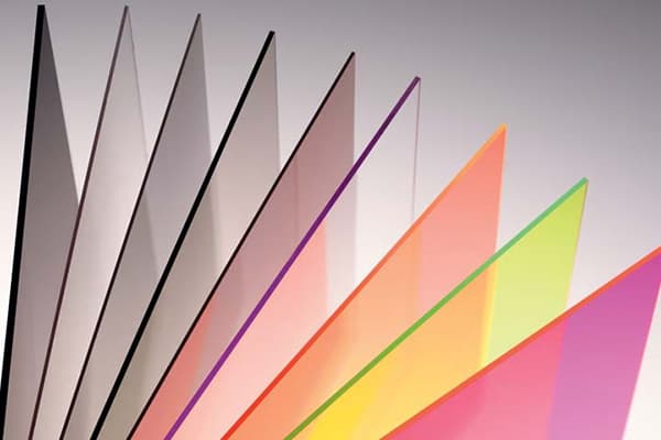 Feuilles de plastique