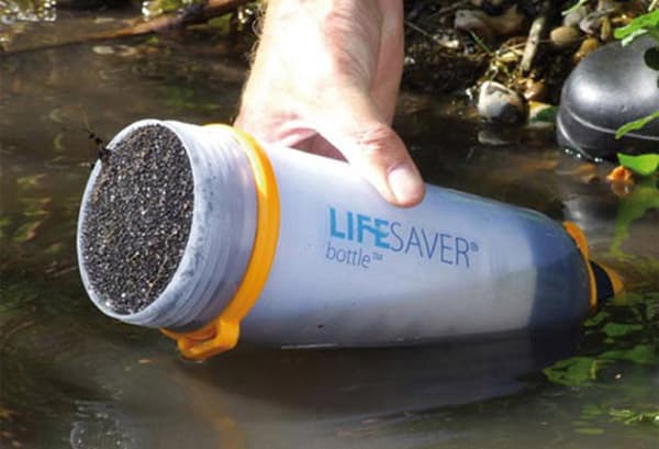 Filtre portable pour les conditions de voyage