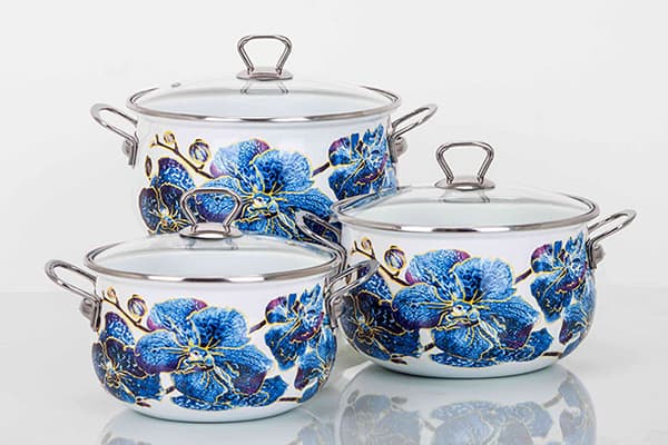 Casseroles en aluminium avec revêtement émaillé