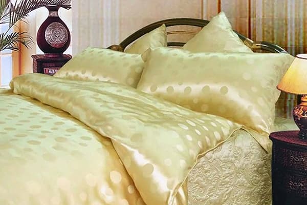 Linge de lit en soie