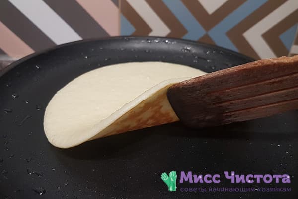 Crêpe à moitié finie