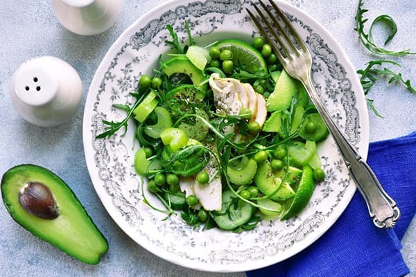 Salade avec vinaigrette urbech
