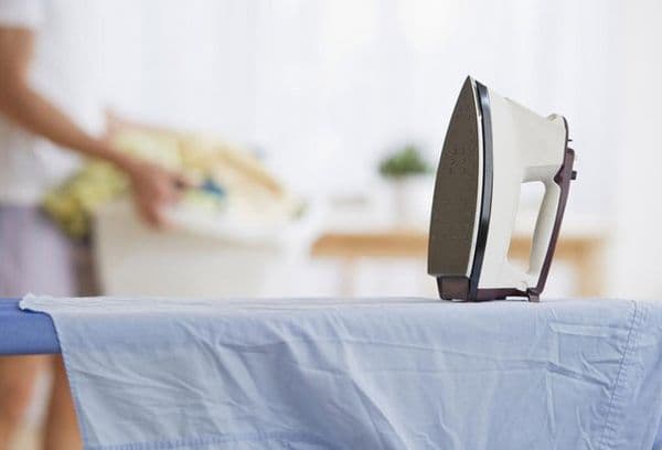 repasser une chemise