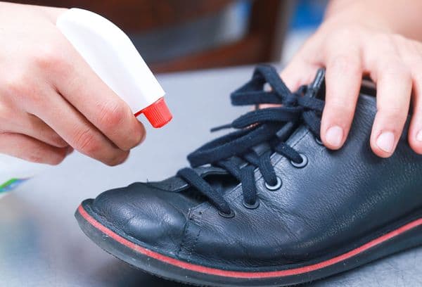 Cirage de chaussures