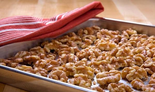 Séchage des cerneaux de noix