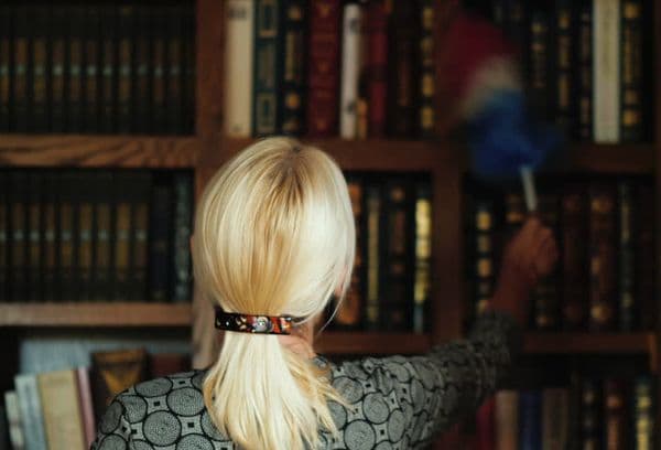 Livres de nettoyage à sec de la poussière