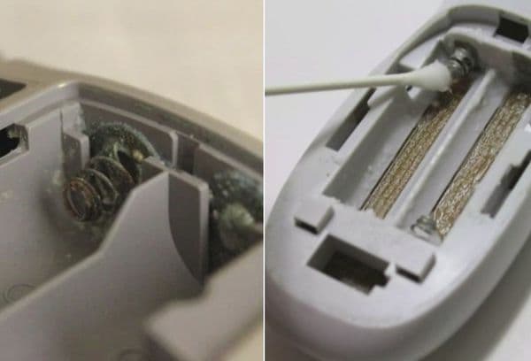 nettoyer la télécommande de l'intérieur