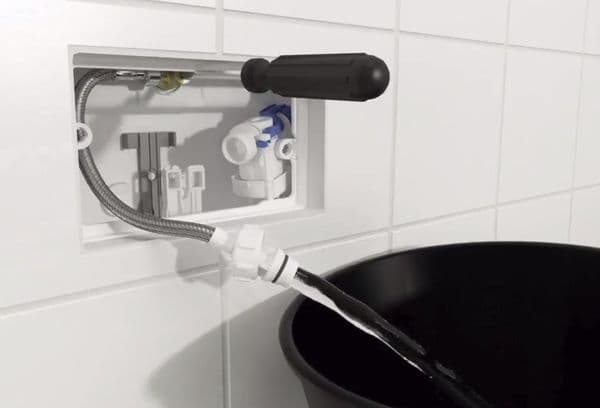 Montage de la clé Geberit Delta