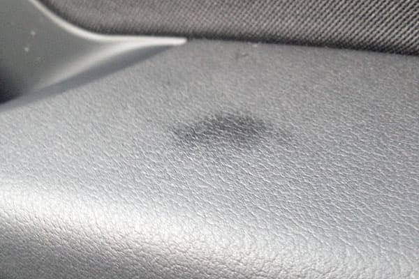 Tache de graisse de silicone