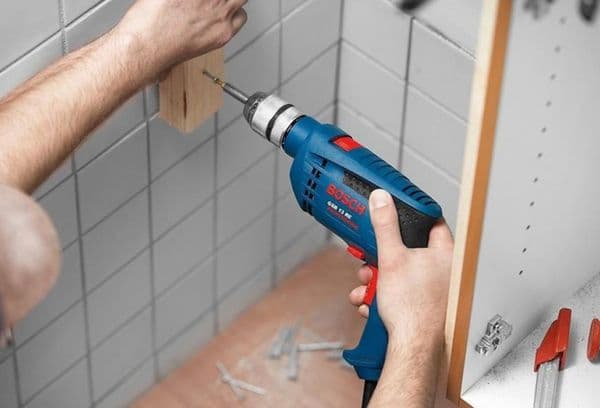 Travailler avec une perceuse