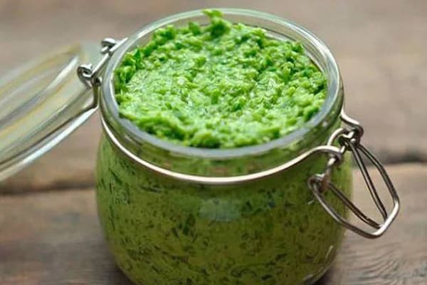 Assaisonnement à l'ail pour l'hiver