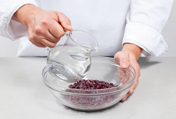 Faire tremper les haricots