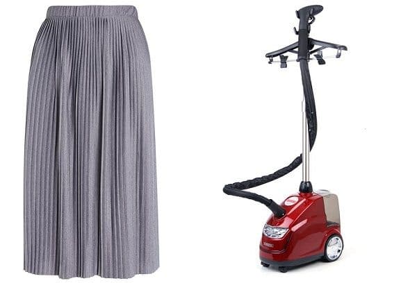 Repasser une jupe plissée avec une centrale vapeur
