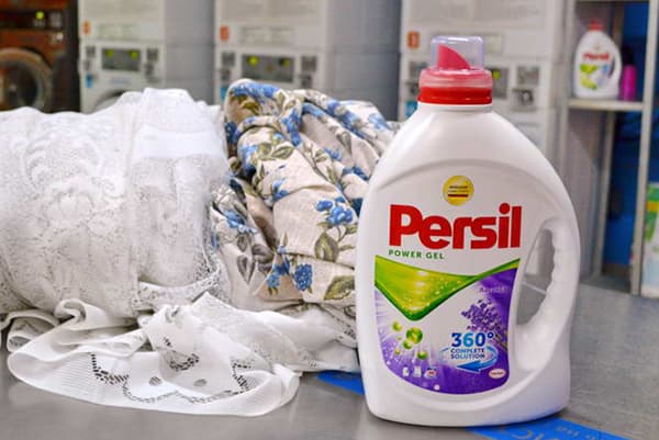 Gel lavant pour rideaux jacquard