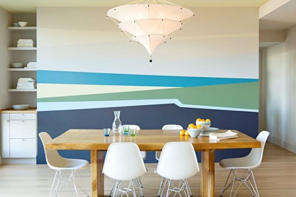 Mur du salon peint avec des peintures au latex