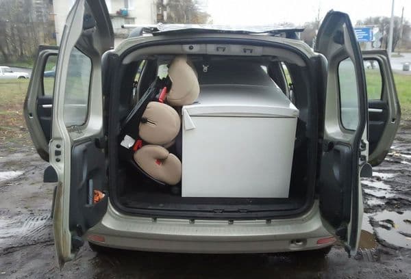 Transporter le réfrigérateur en biais